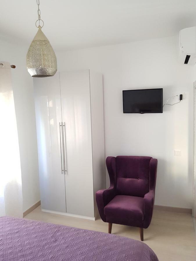 Comfortable And Cozy One Bedroom Flat In Віавіа Zewnętrze zdjęcie